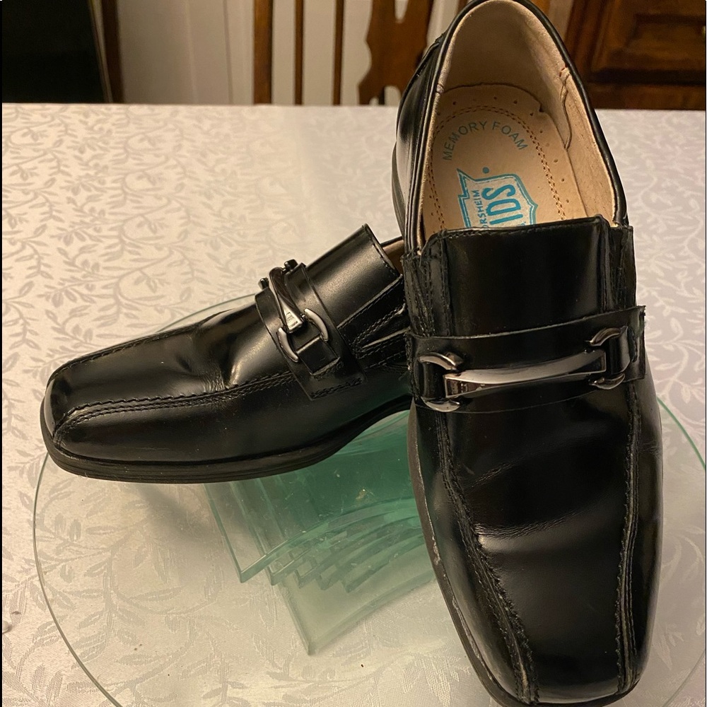 Florsheim Kids Black Dress Shoes EUC Size 1M